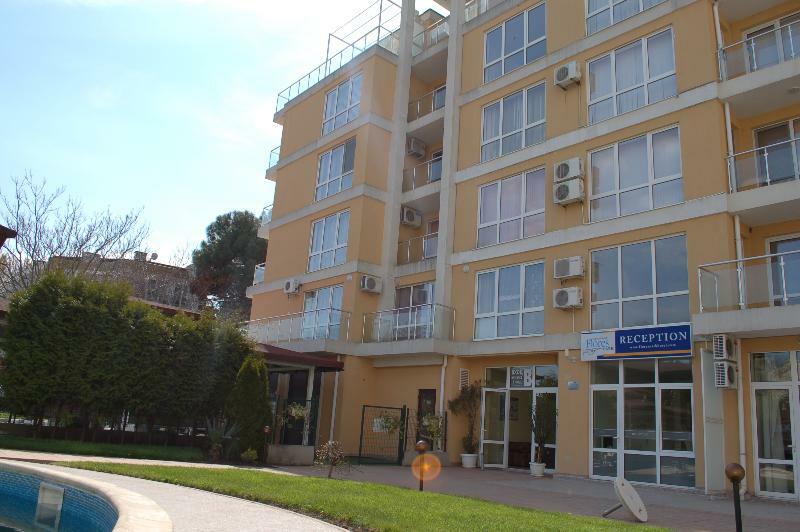 Flores Park Sunny Beach Exterior foto