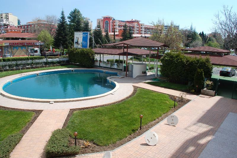 Flores Park Sunny Beach Exterior foto